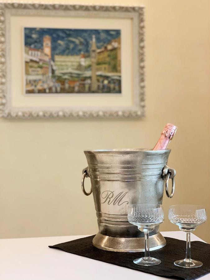 Fratta5 Luxury Apartment Verona Buitenkant foto